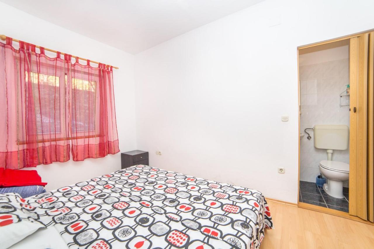 Apartment Jadranka Brist Eksteriør bilde